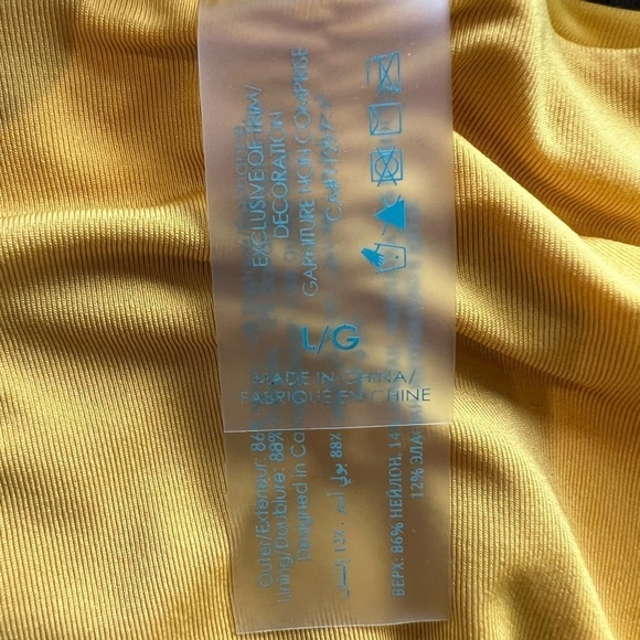 2 piece bathing suit - Picture 3 of 3